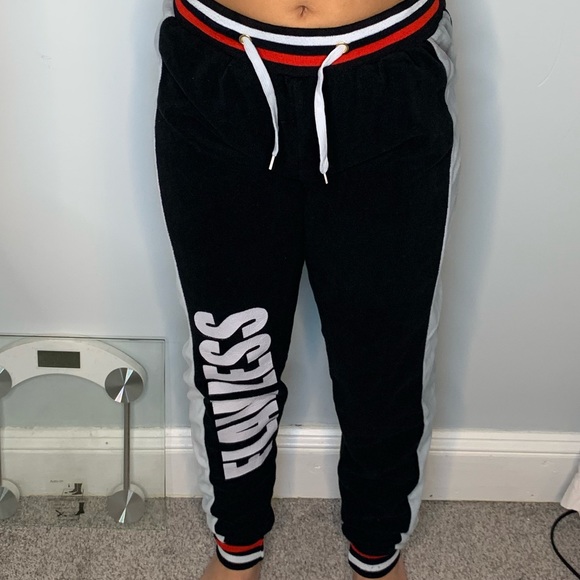 Flawless Joggers ✨ - Picture 1 of 4